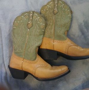 Ariat Women's Cowboy boots